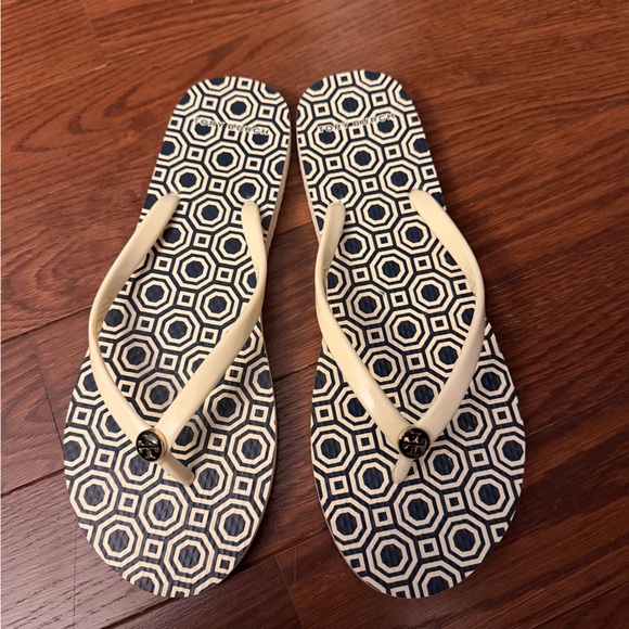 Tory Birch Flip Flops Navy & White Size 10 - Picture 2 of 6